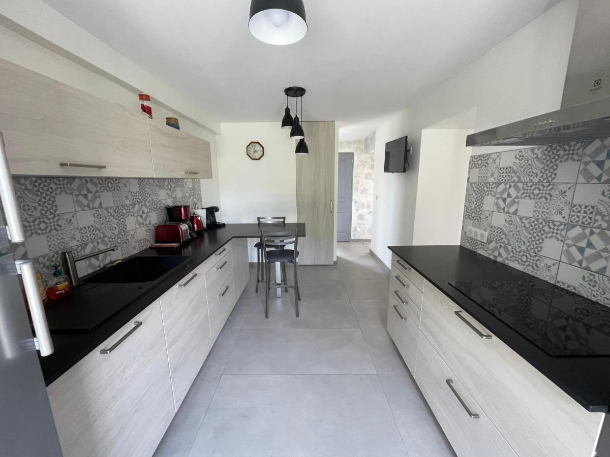 Les Mimosas Villa Gracay Екстериор снимка